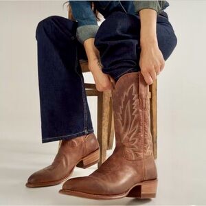 Like New, Tecovas Jamie in Scotch Goat Brown Leather Western Boots, Size 8.